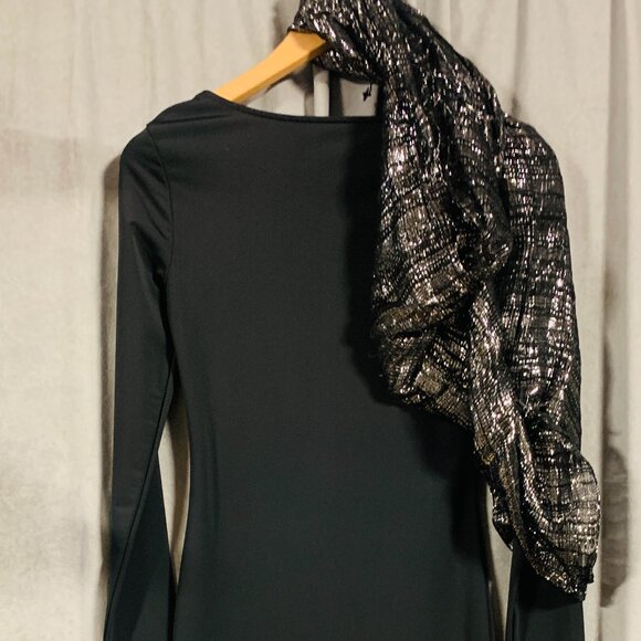 Black Spandex Dress with Shimmer Scarf (KM0136) - Picture 4 of 4